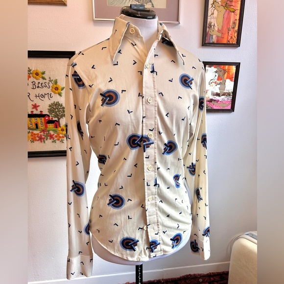 Vintage 1970s Dagger Collar Disco Shirt – Geometric Print Nylon - Picture 10 of 10